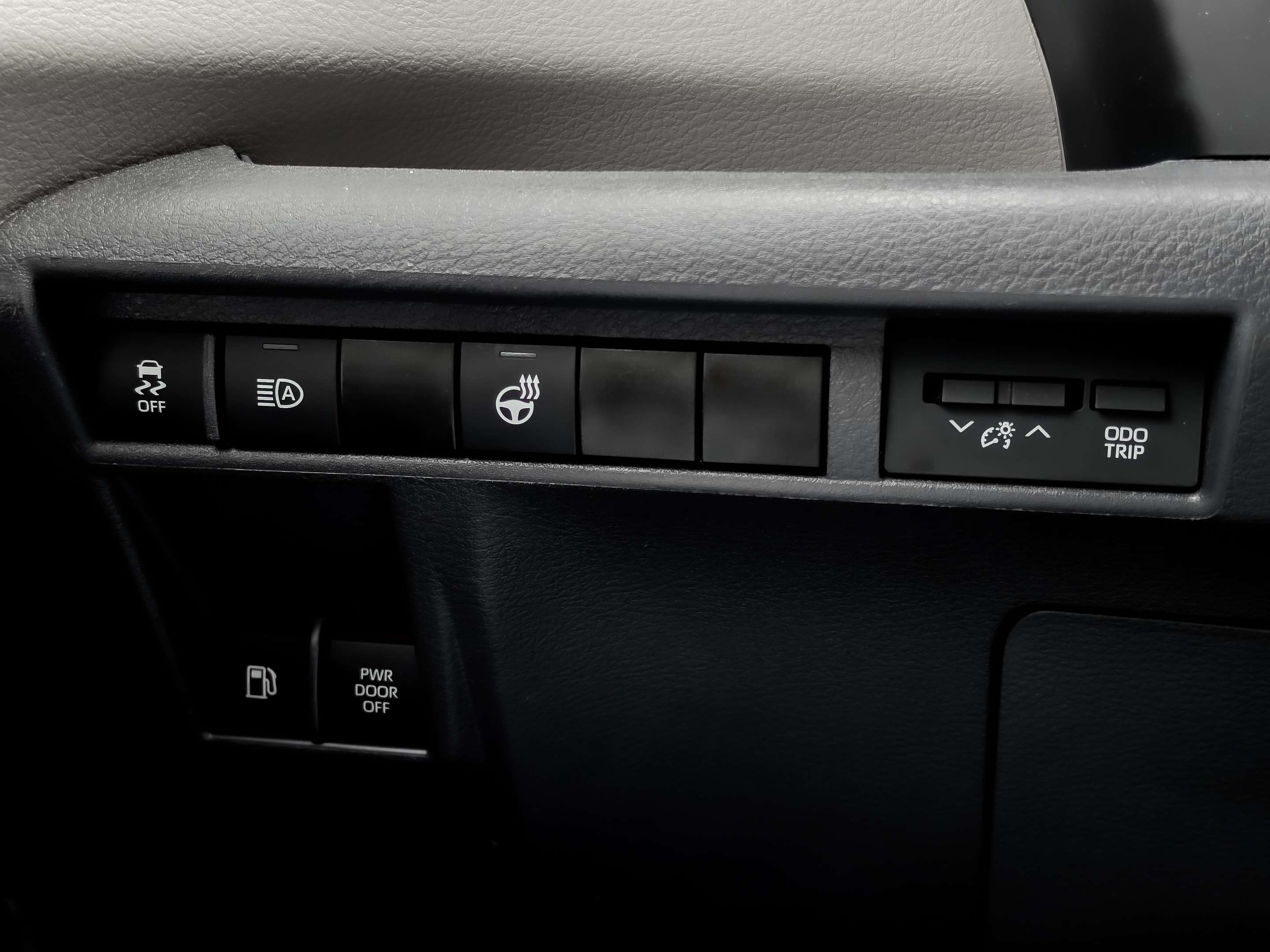 used 2024 Toyota Sienna car, priced at $49,550