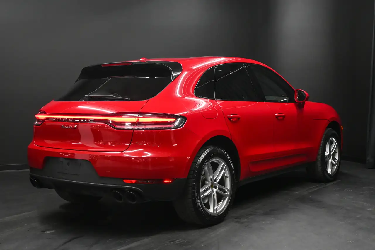 Porsche Macan снимка Porsche Macan