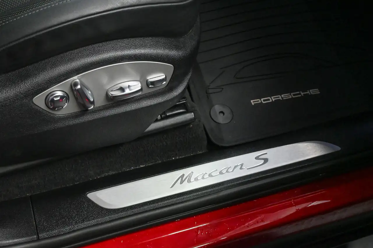 Porsche Macan снимка Porsche Macan