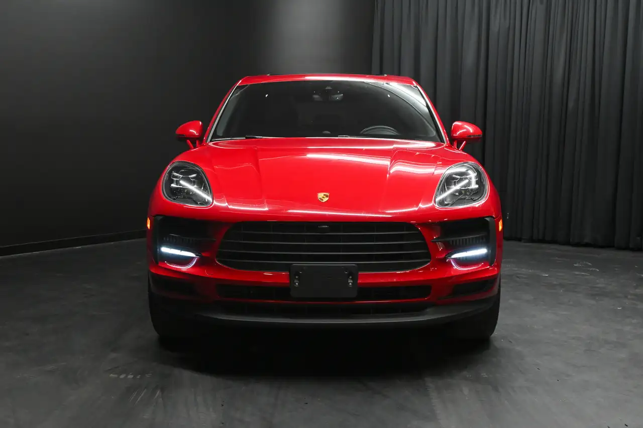 Porsche Macan снимка Porsche Macan