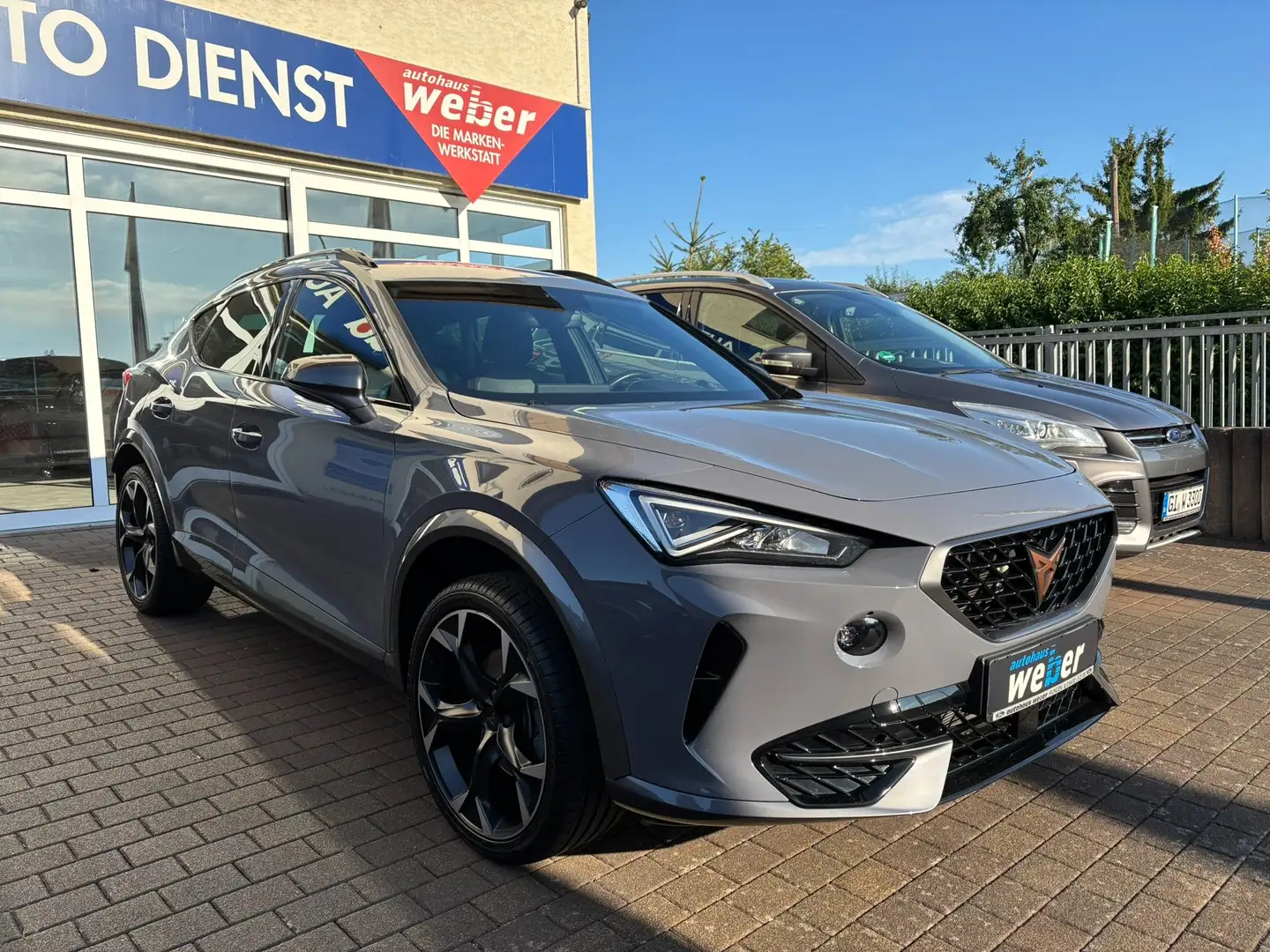 CUPRA Formentor DSG*KAMERA*CARPLAY*LED*ACC*Si.Hz.*Graphengrau Gris - 2