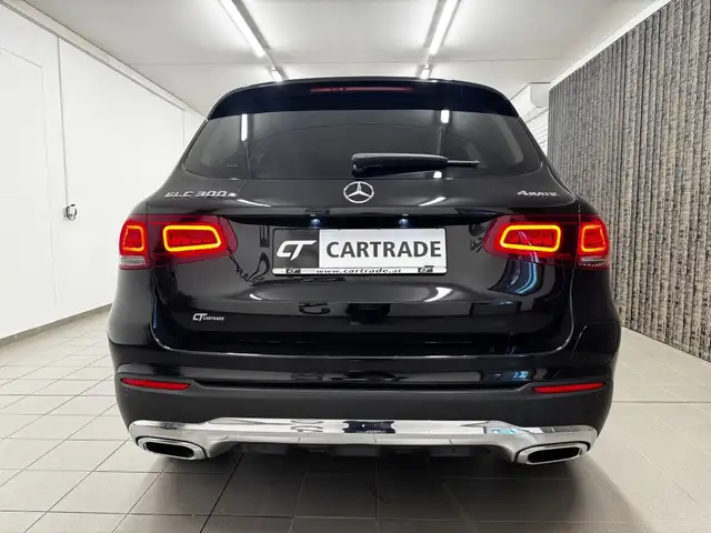 Mercedes-Benz GLC view 8