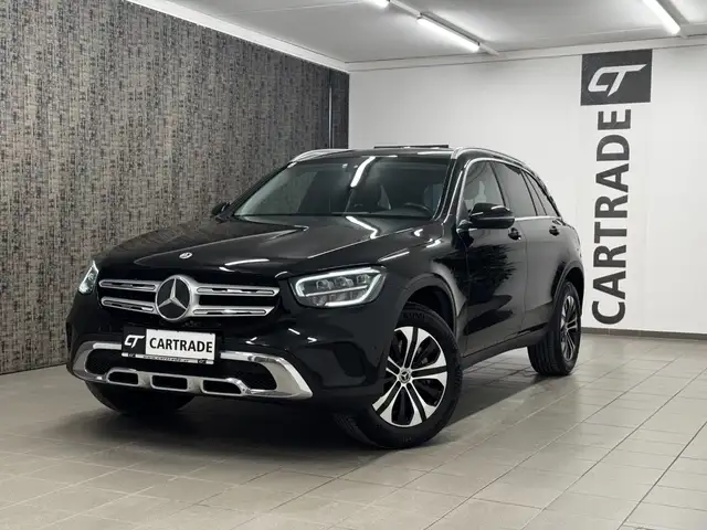 Mercedes-Benz GLC view 4