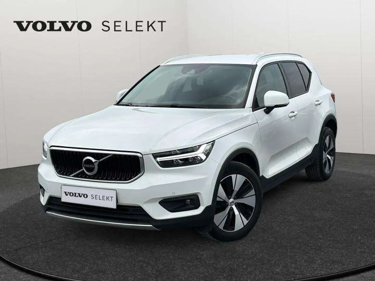 Volvo XC40 T3 Momentum Pro / Essence Blanc - 1