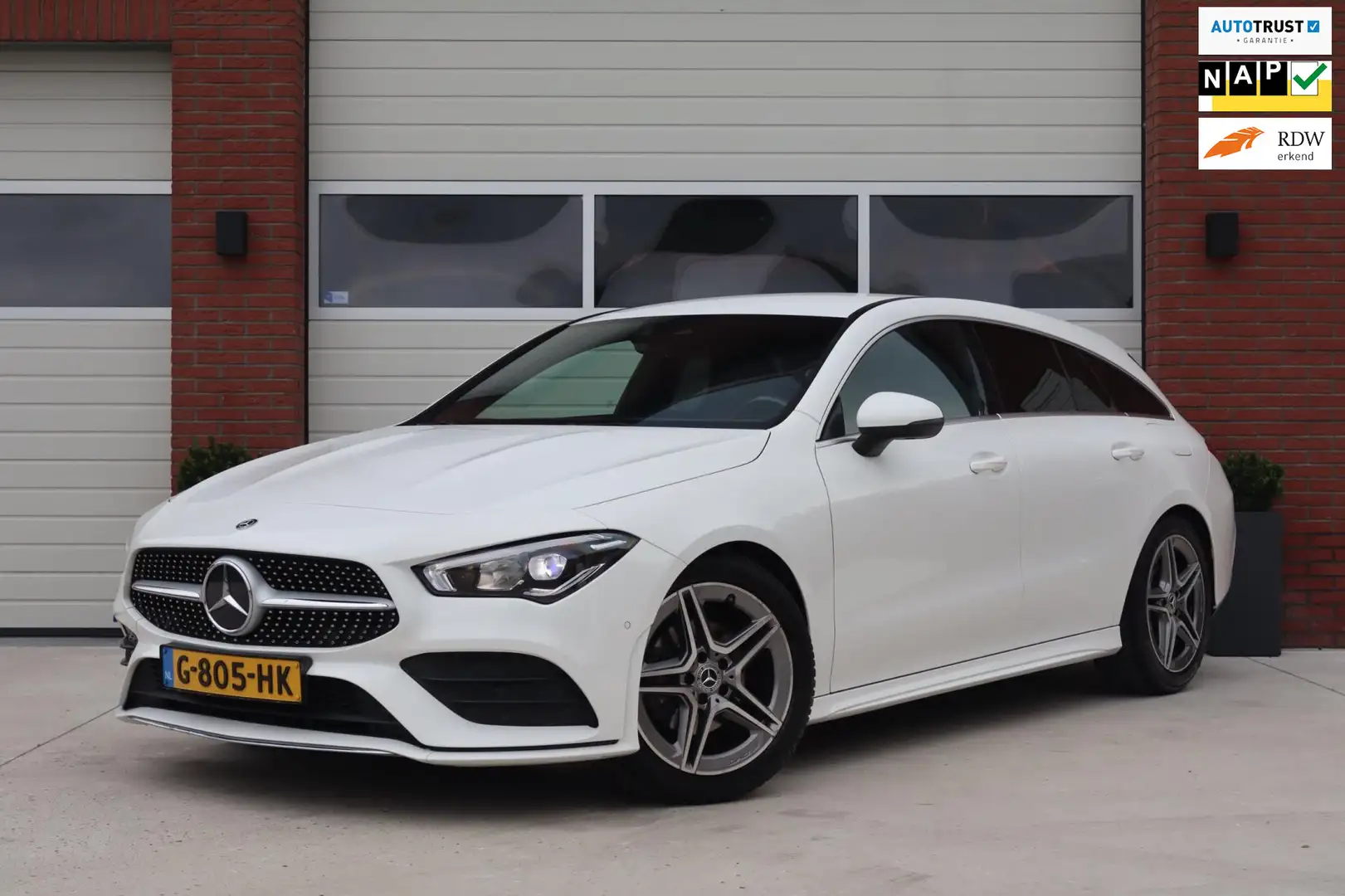 Mercedes-Benz CLA 180 Shooting Brake AMG Line Advantage - Widescreen - A Weiß - 1