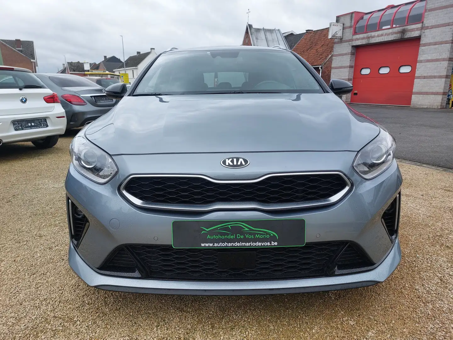 Kia Ceed SW / cee'd SW 1.5i GT-Line * Automaat * Camera * NIEUWSTAAT Gris - 1
