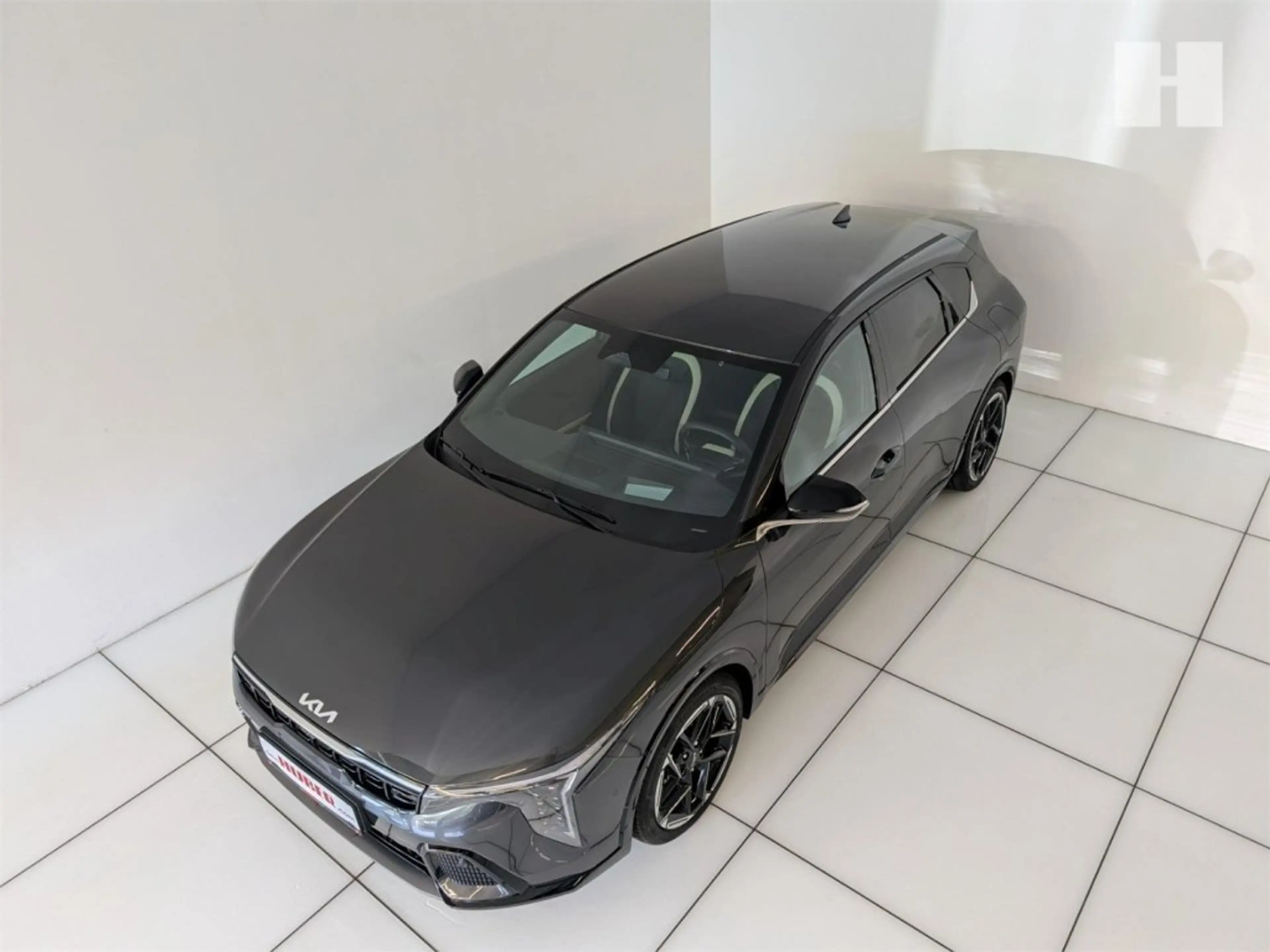 Kia K4 HB/GT-LINE/1.6 TGDI/DCT7/180/MY26 — photo 2