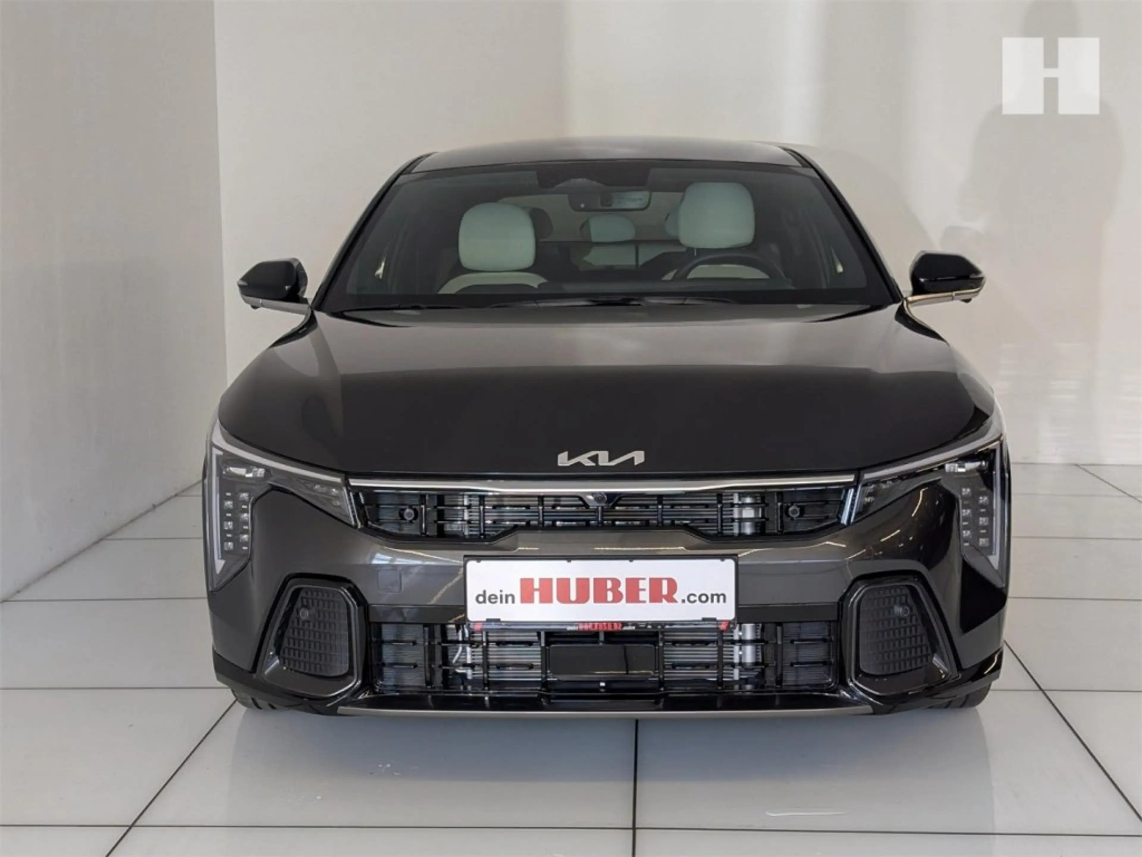 Kia K4 HB/GT-LINE/1.6 TGDI/DCT7/180/MY26 — photo 3