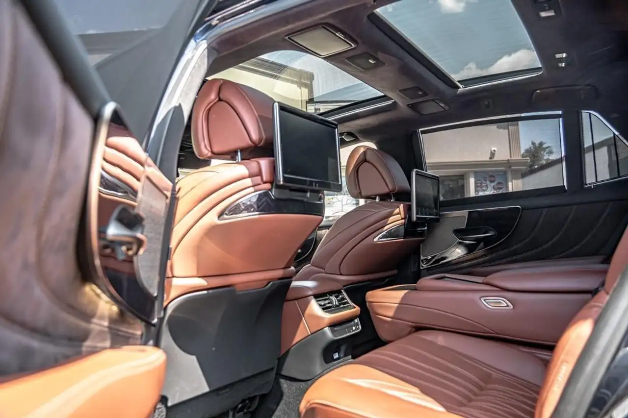 Lexus LS снимка Lexus LS