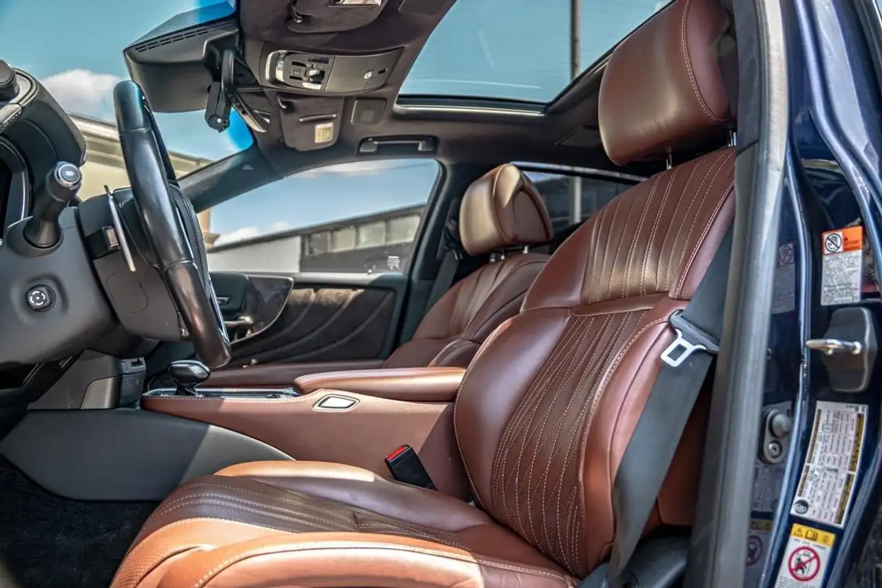 Lexus LS снимка Lexus LS