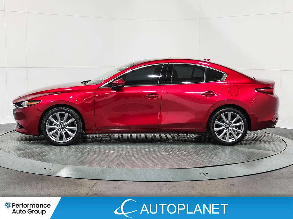 2025 Mazda Mazda3 GT, Heads Up Display, Sunroof, Back Up Cam! — photo 1