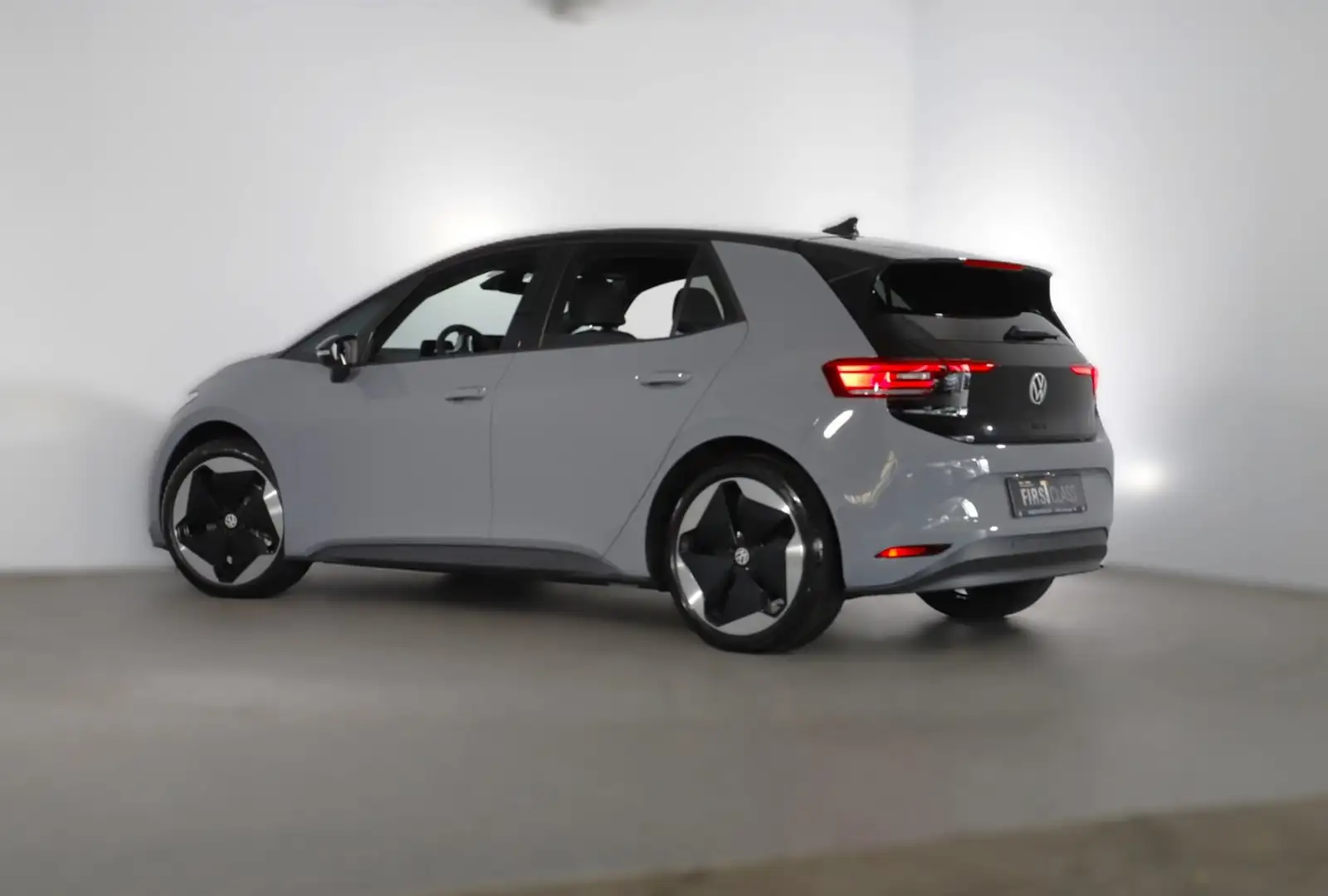 Volkswagen ID.3 Pro S  Perf. 170 kW Business Grau - 2