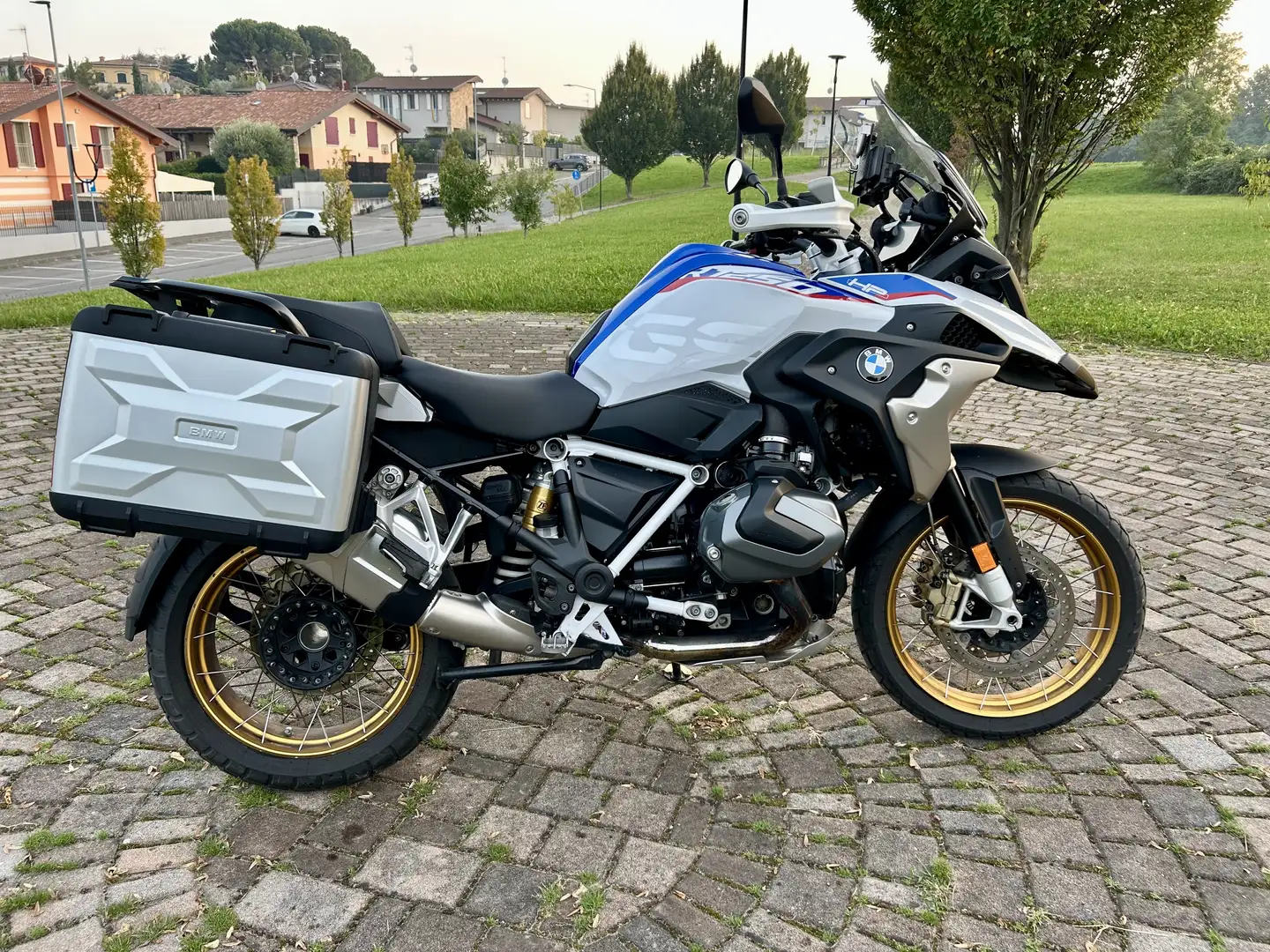 BMW R 1250 GS hp Argent - 2
