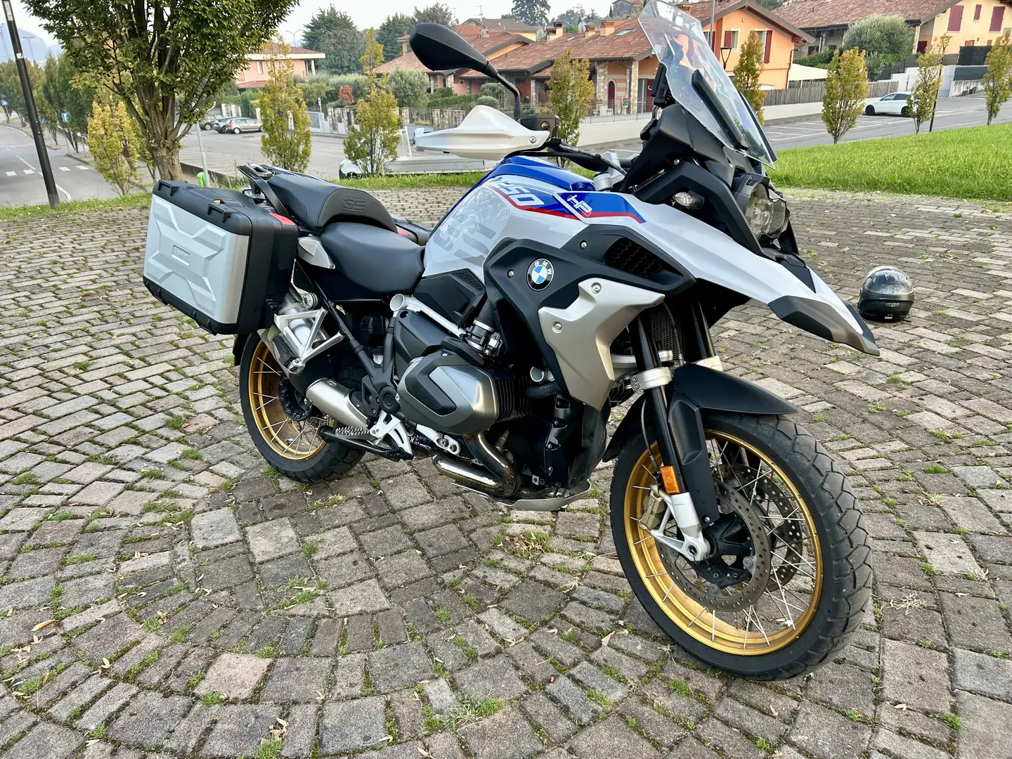 BMW R 1250 GS hp Argent - 1