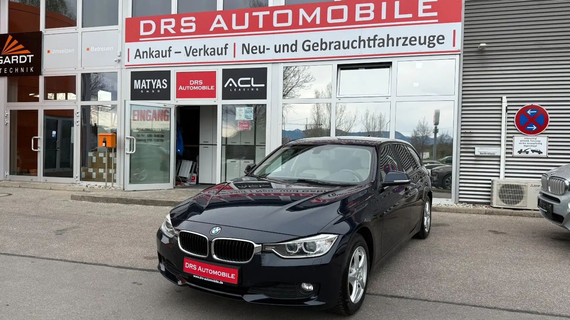 BMW 320 3 Touring 320 d xDrive/HeadUp/Leder/Navi Blau - 1