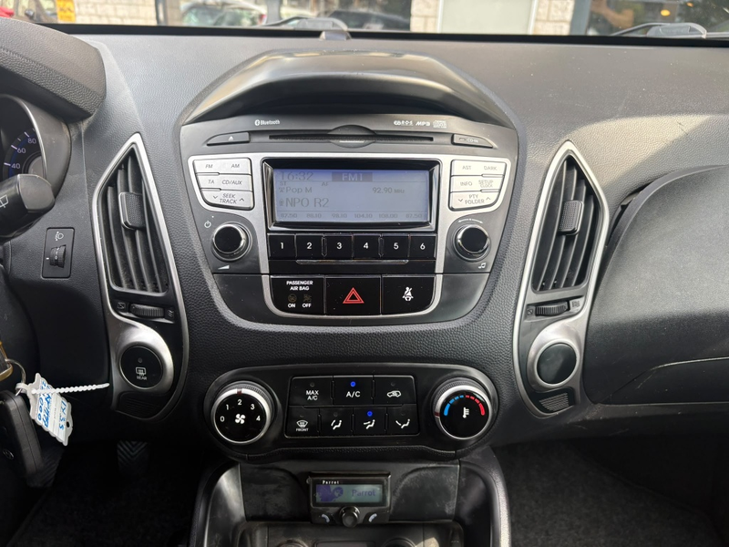 Hyundai iX35 2.0i Dynamic Airco Trekhaak Nieuwe Apk — photo 21