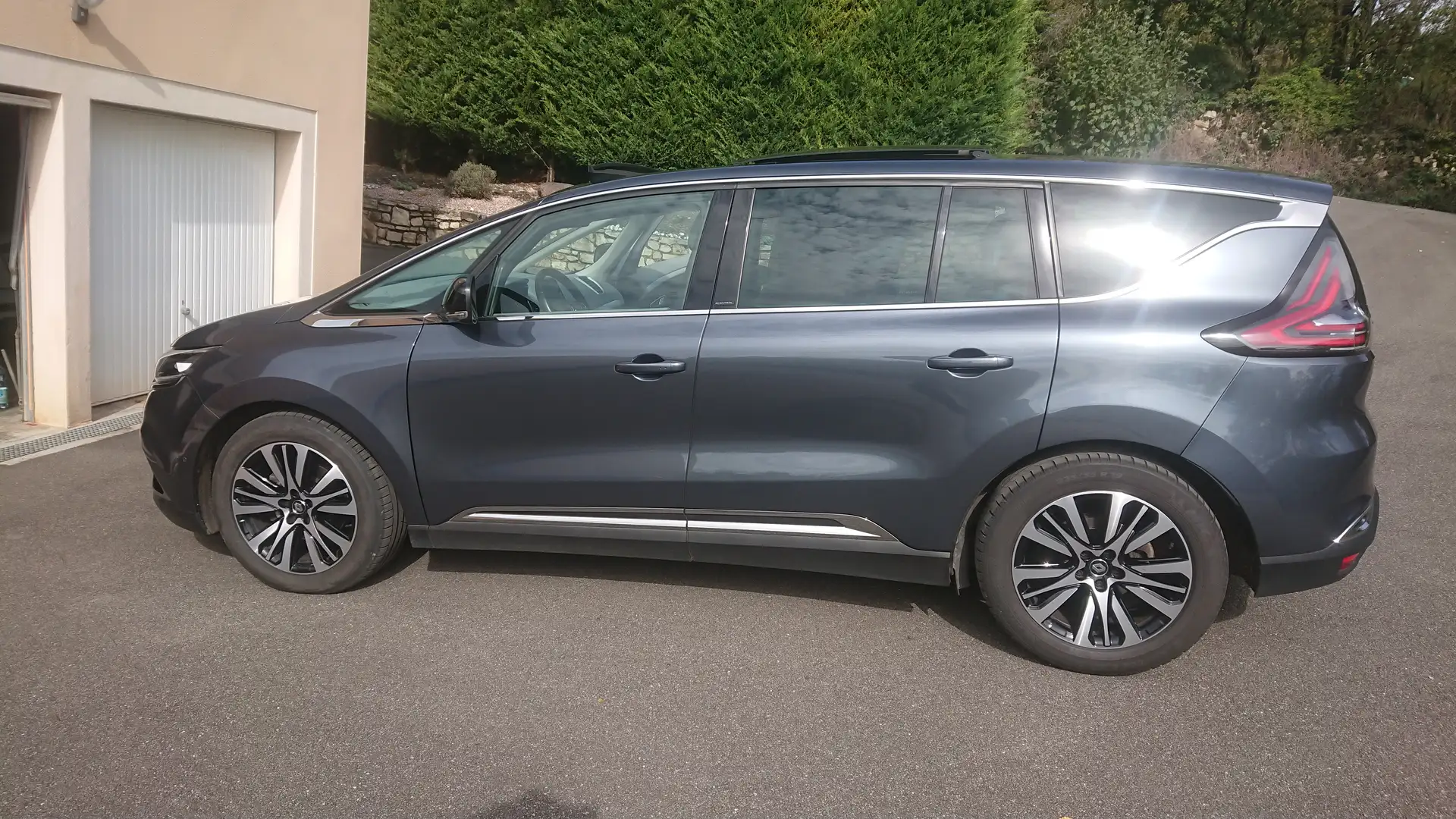 Renault Espace Espace dCi 160 Energy Twin Turbo Initiale Paris EDC Gris - 1