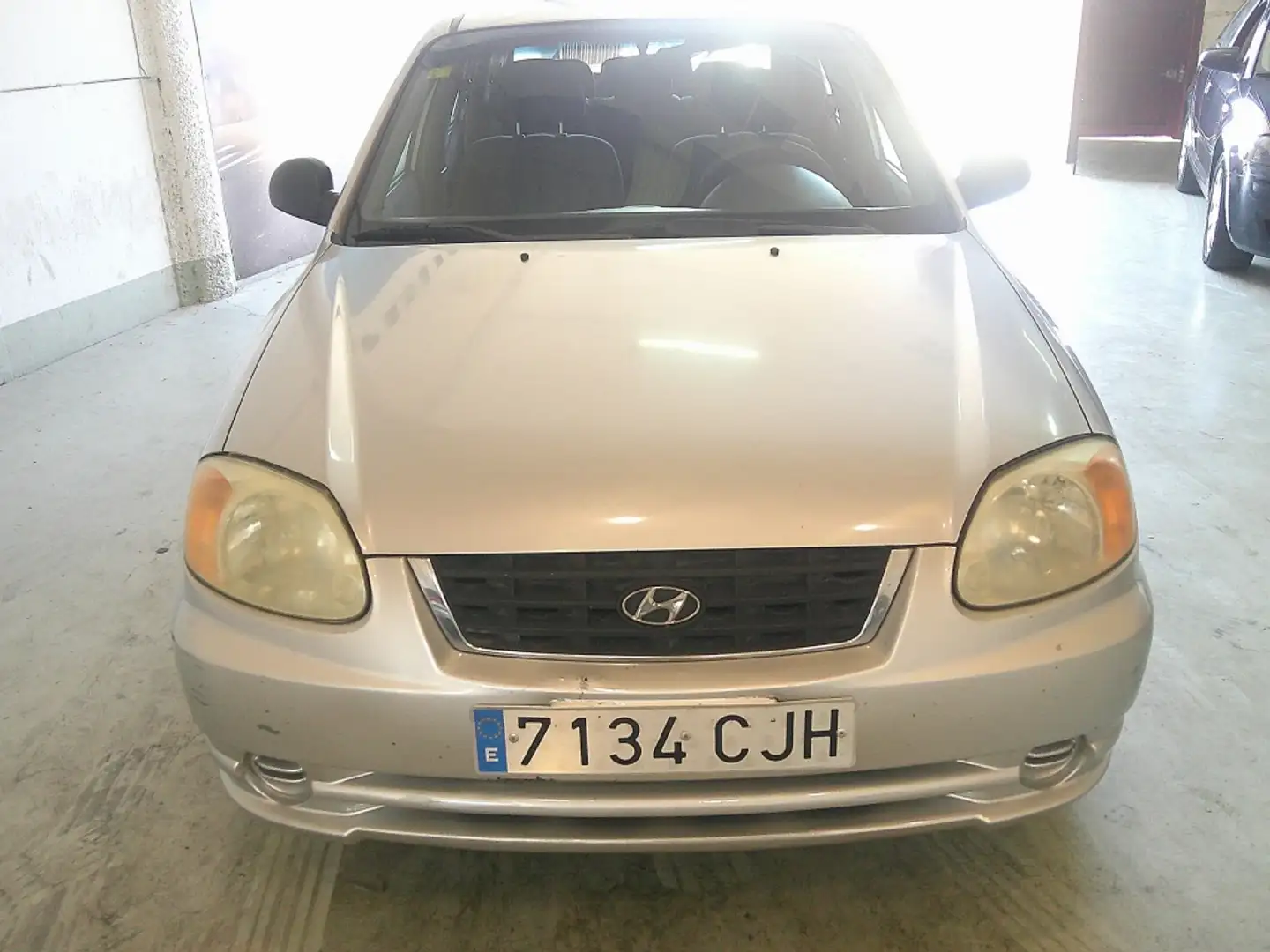 Hyundai ACCENT 1.5 CRDi GL 5p. Plateado - 2