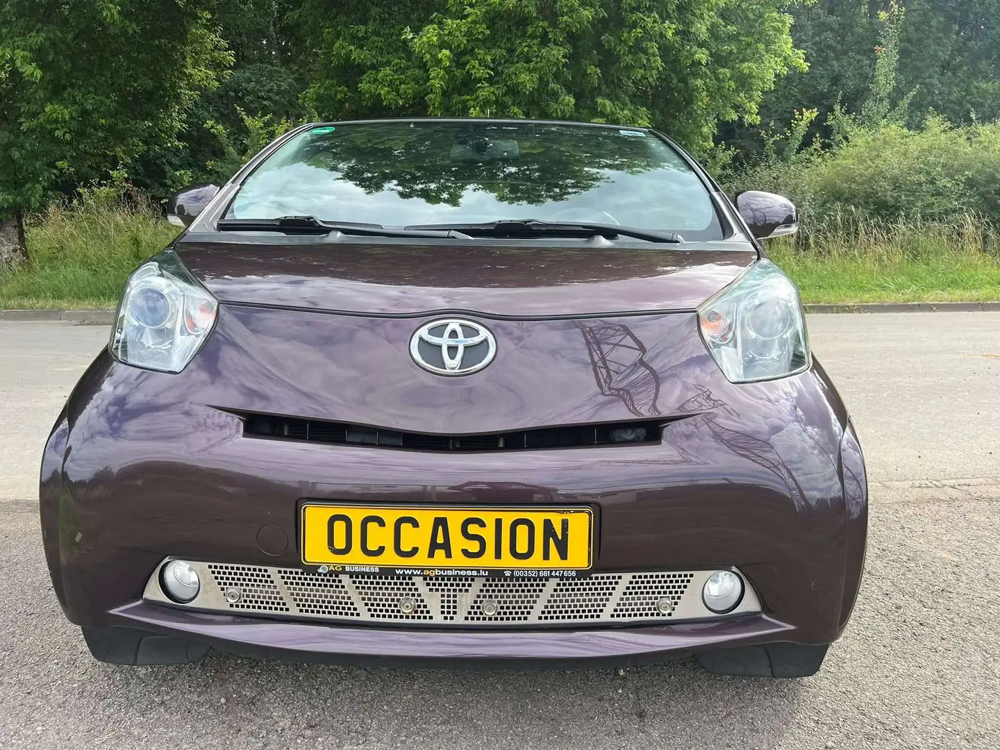 Toyota iQ IQ 1.4 D-4D + Bruin - 2