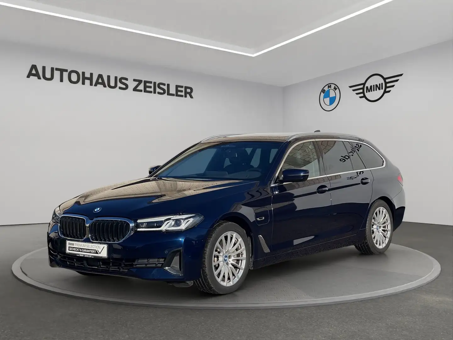 BMW 530 e xDrive Touring HEAD-UP AHK PANODACH DAB Blau - 1