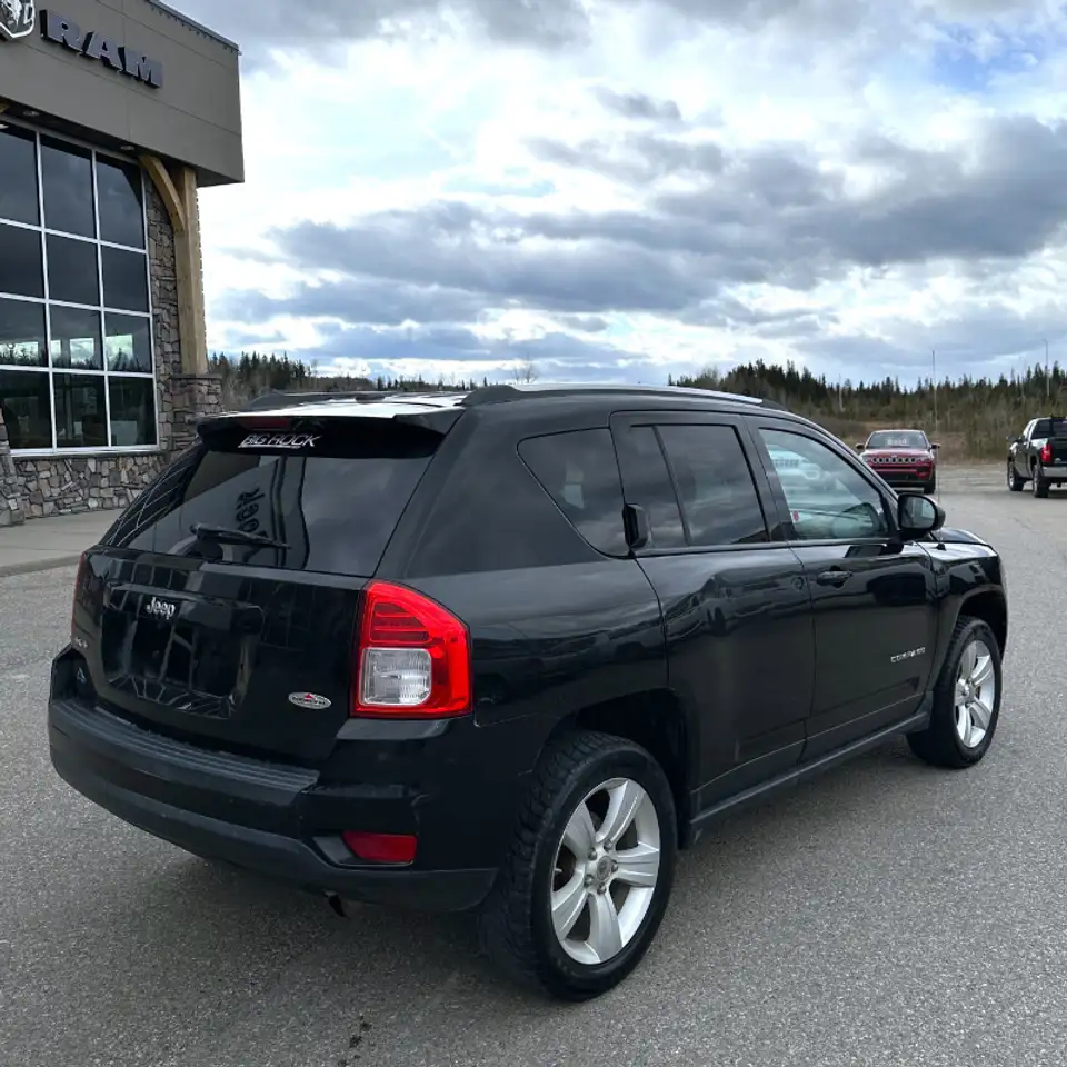 Jeep Compass снимка Jeep Compass