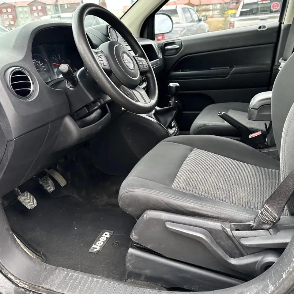 Jeep Compass снимка Jeep Compass