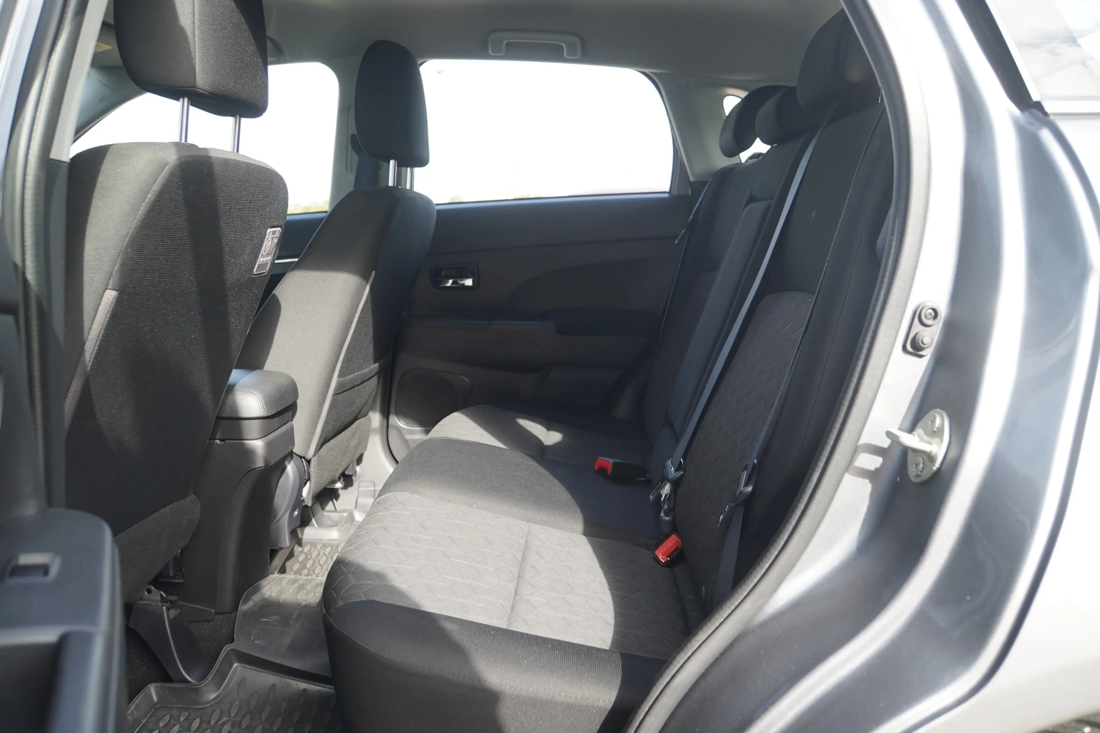 Mitsubishi ASX 2.0 MIVEC Intro Edition 2WD DAB Kamera LED — photo 29