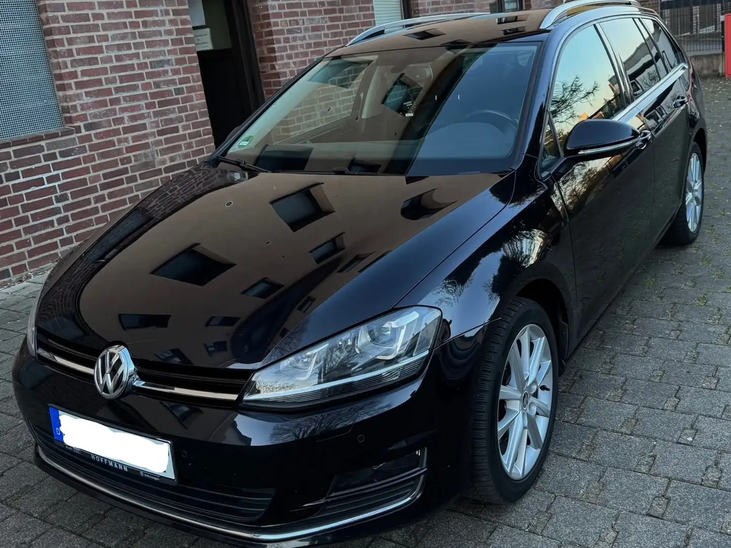 Volkswagen Golf Variant Golf Variant 2.0 TDI BlueMotion Technology DSG Com Schwarz - 1