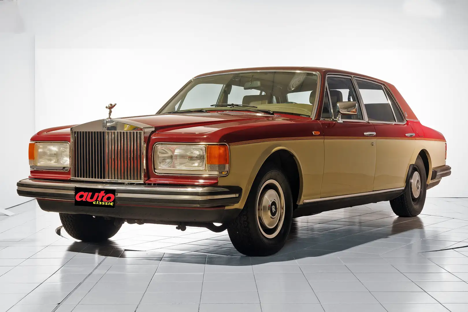 Rolls-Royce Silver Spur - 2