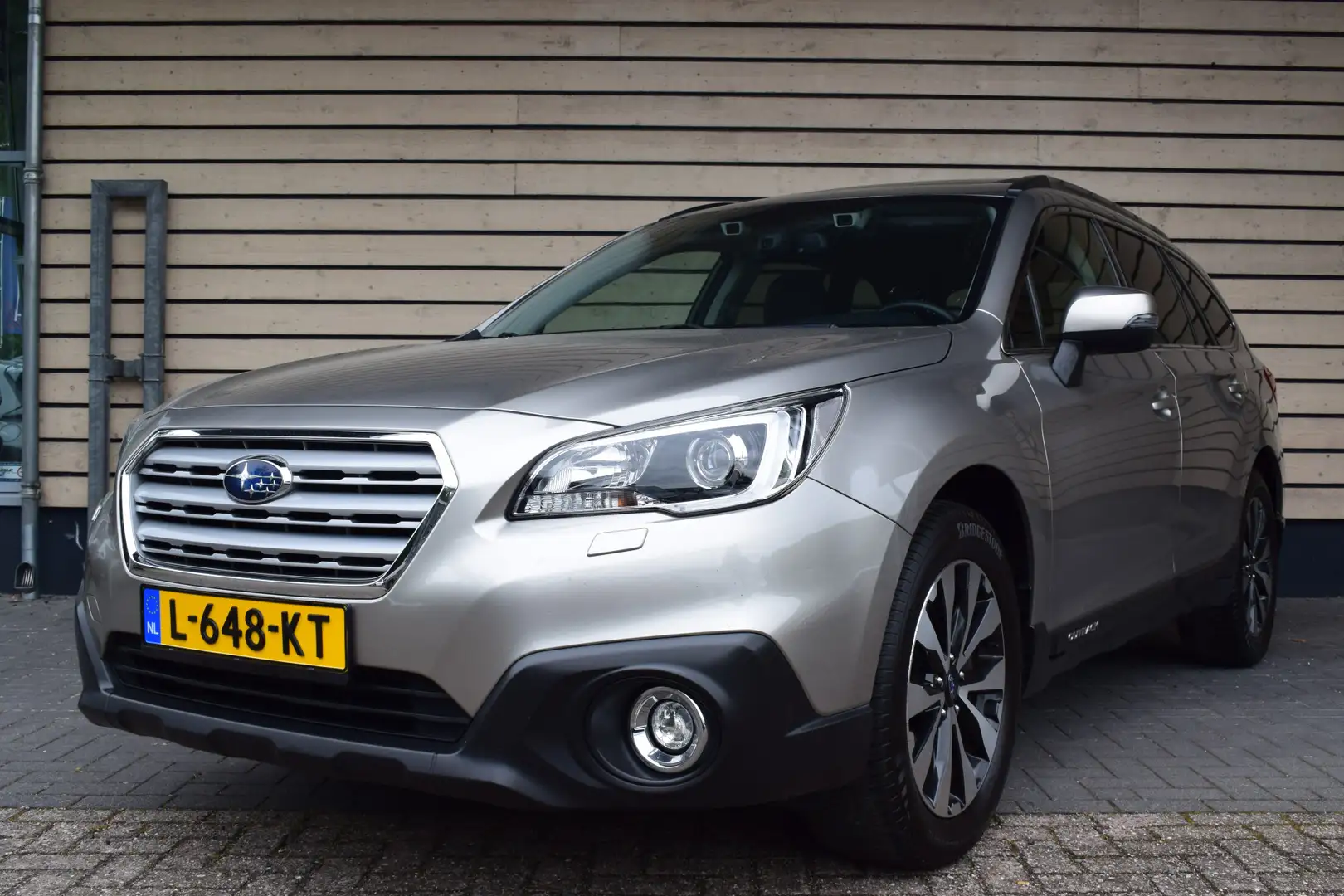 Subaru OUTBACK 2.5i Premium - Dealer onderhouden - Trekhaak afnee Šedá - 2