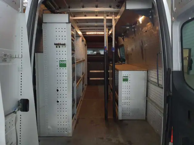 Mercedes-Benz Sprinter view 10