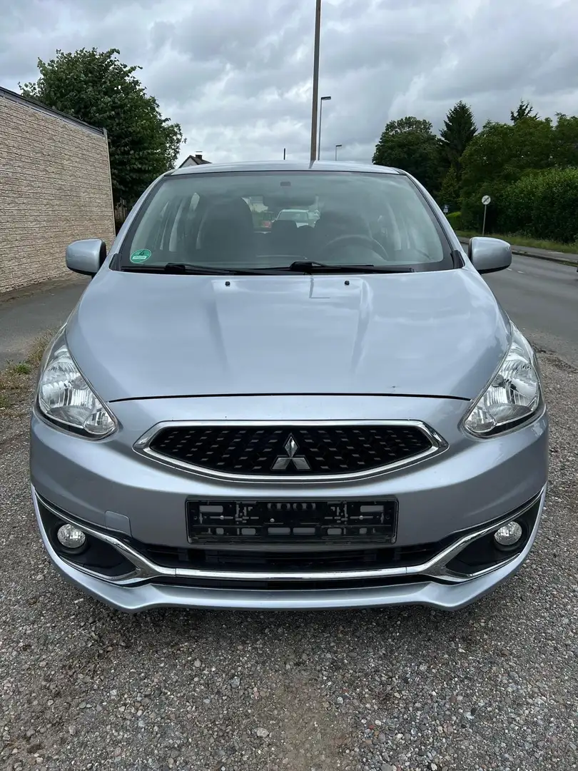 Mitsubishi Space Star 1.0 Silber - 1