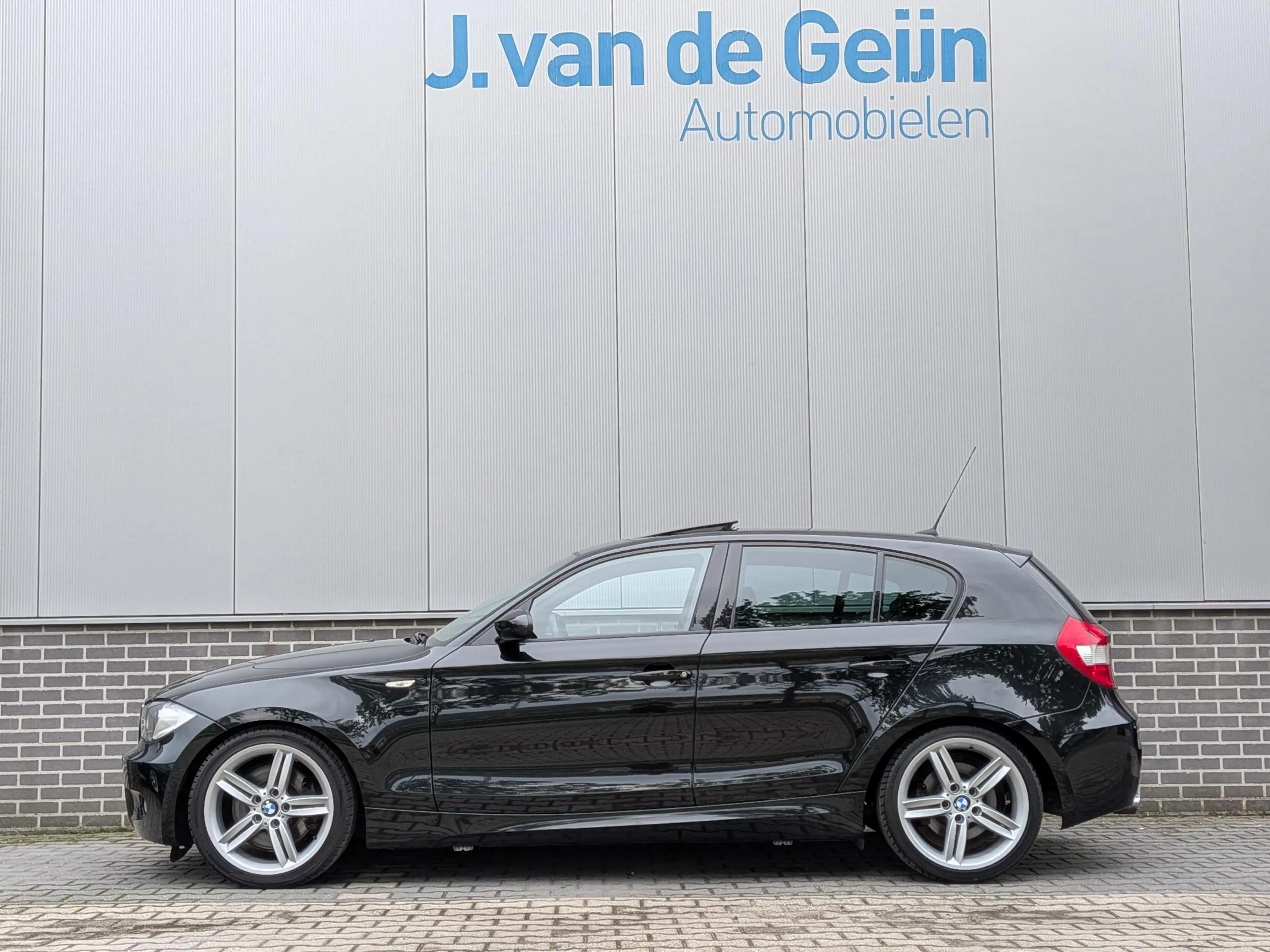 BMW 130 1-serie 130i Cup | M-Pakket | Schuifdak | Unieke k — photo 3