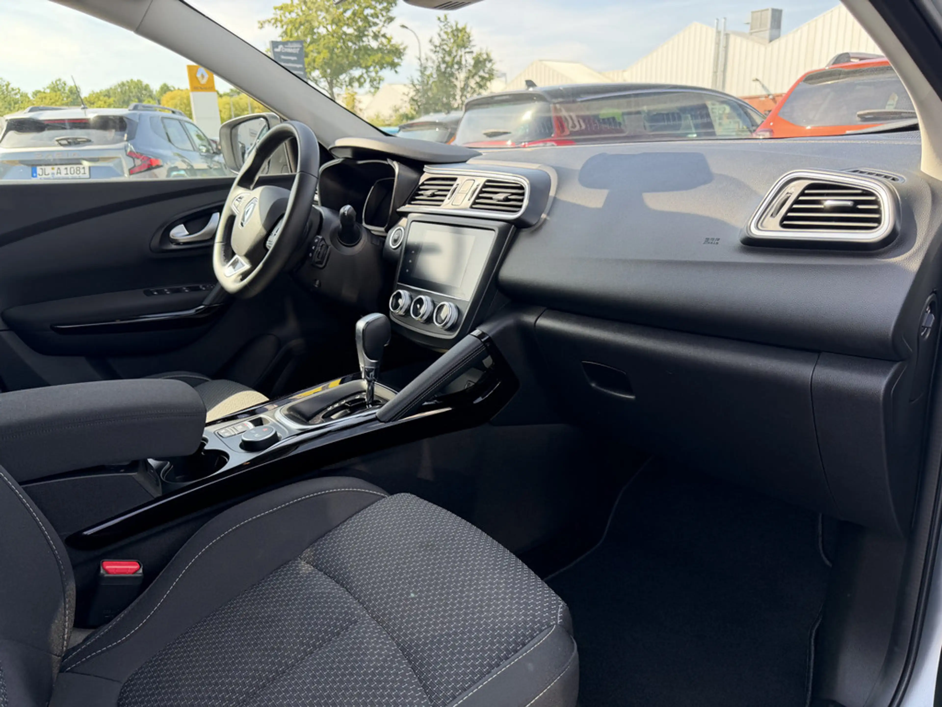Renault Kadjar 1.3 Business Edition EDC — photo 8