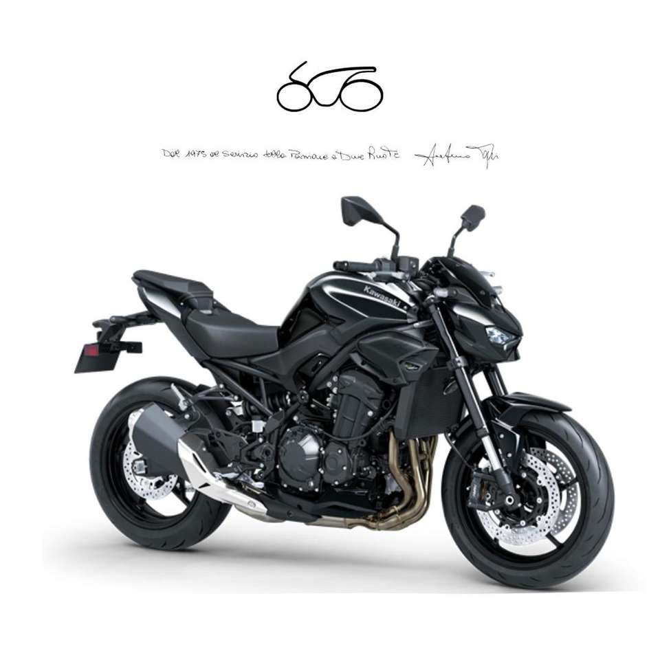 Kawasaki Z 900 .