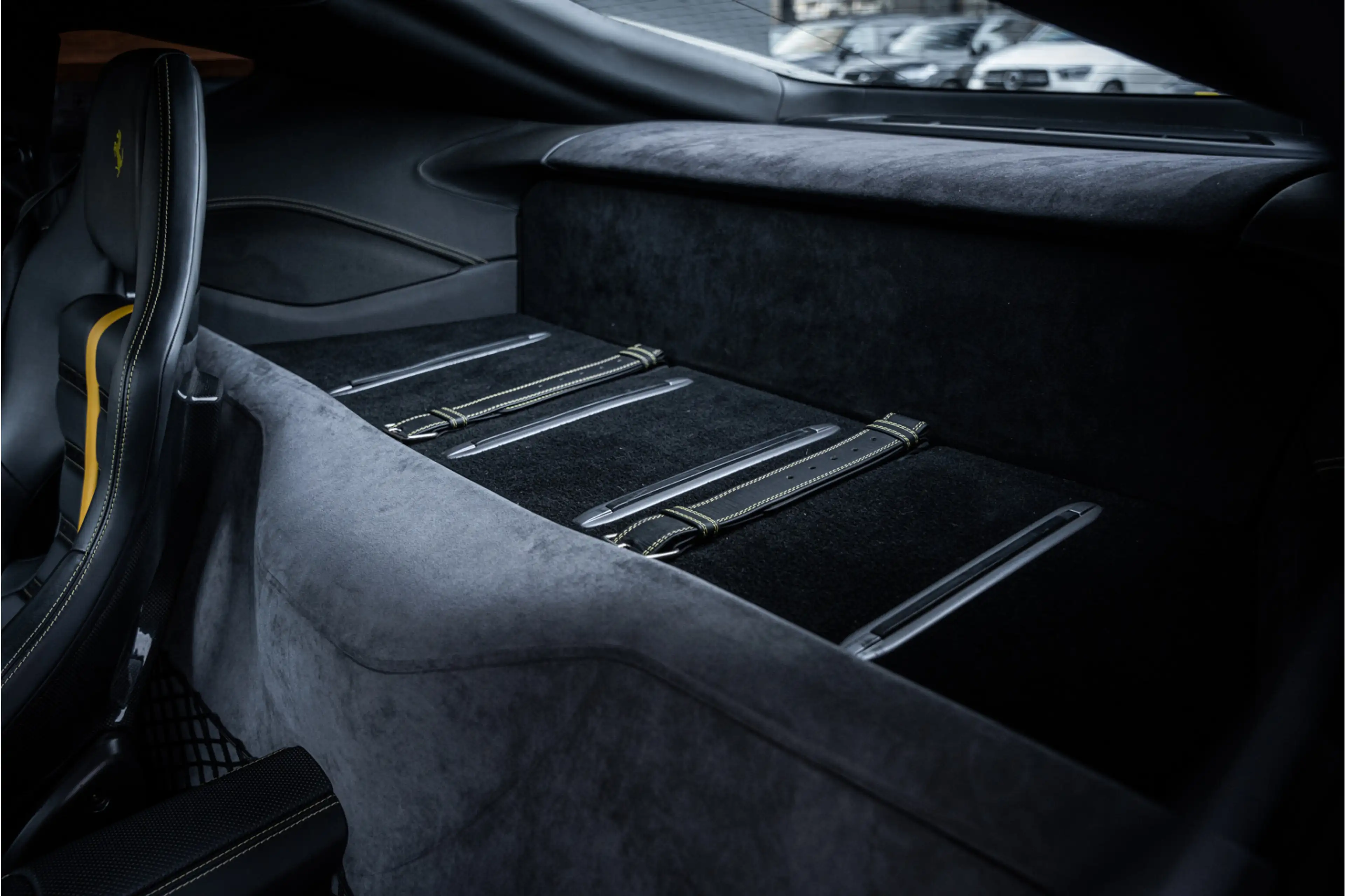 Ferrari 812 6.5 V12 Superfast HELE - Racing seats l Passenger — photo 29