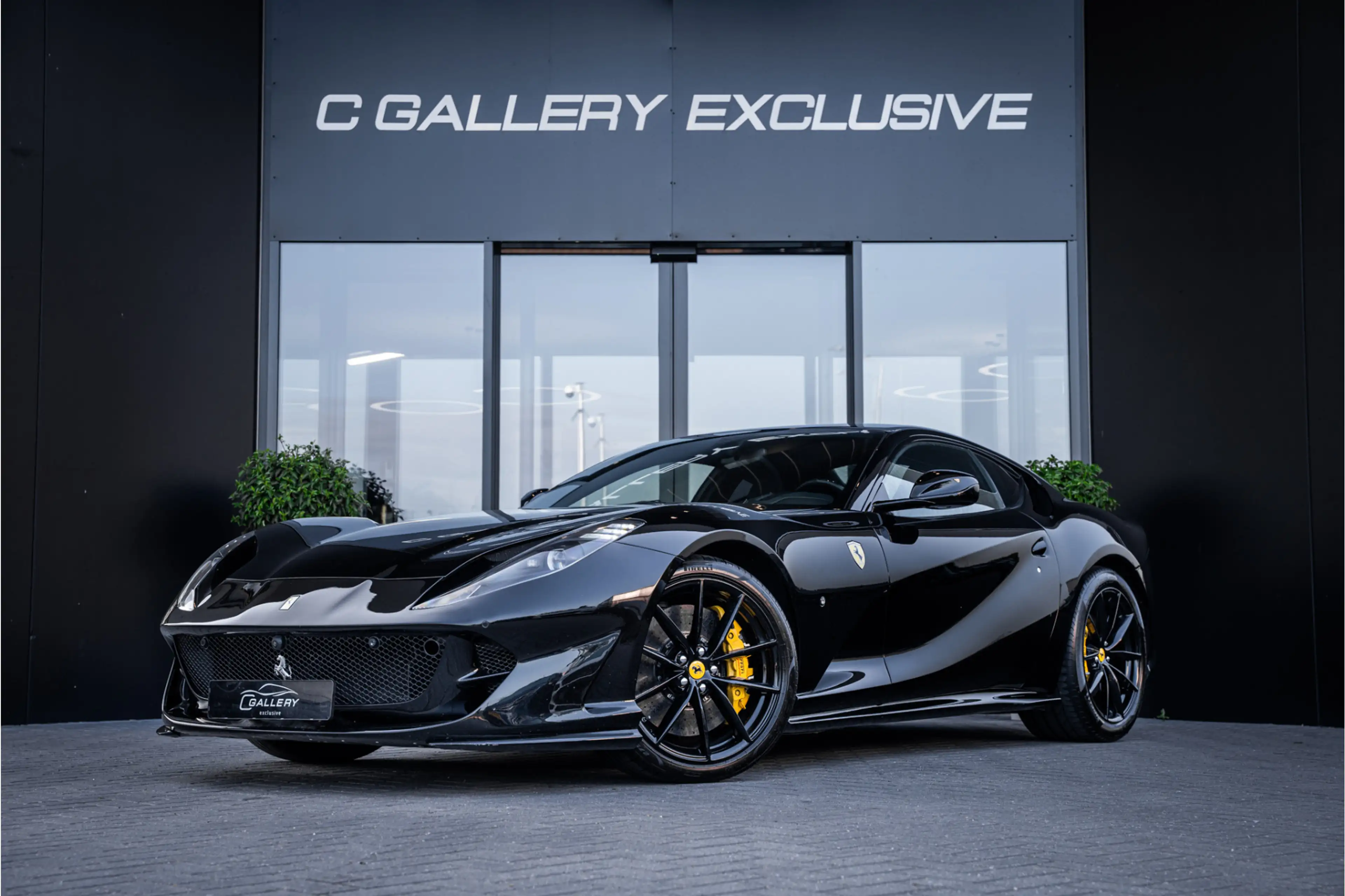 Ferrari 812 6.5 V12 Superfast HELE - Racing seats l Passenger — photo 3