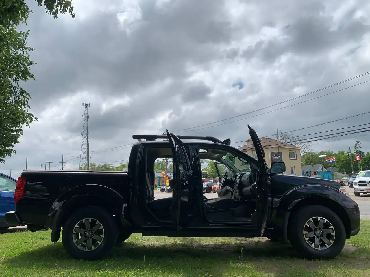 Nissan Frontier снимка Nissan Frontier