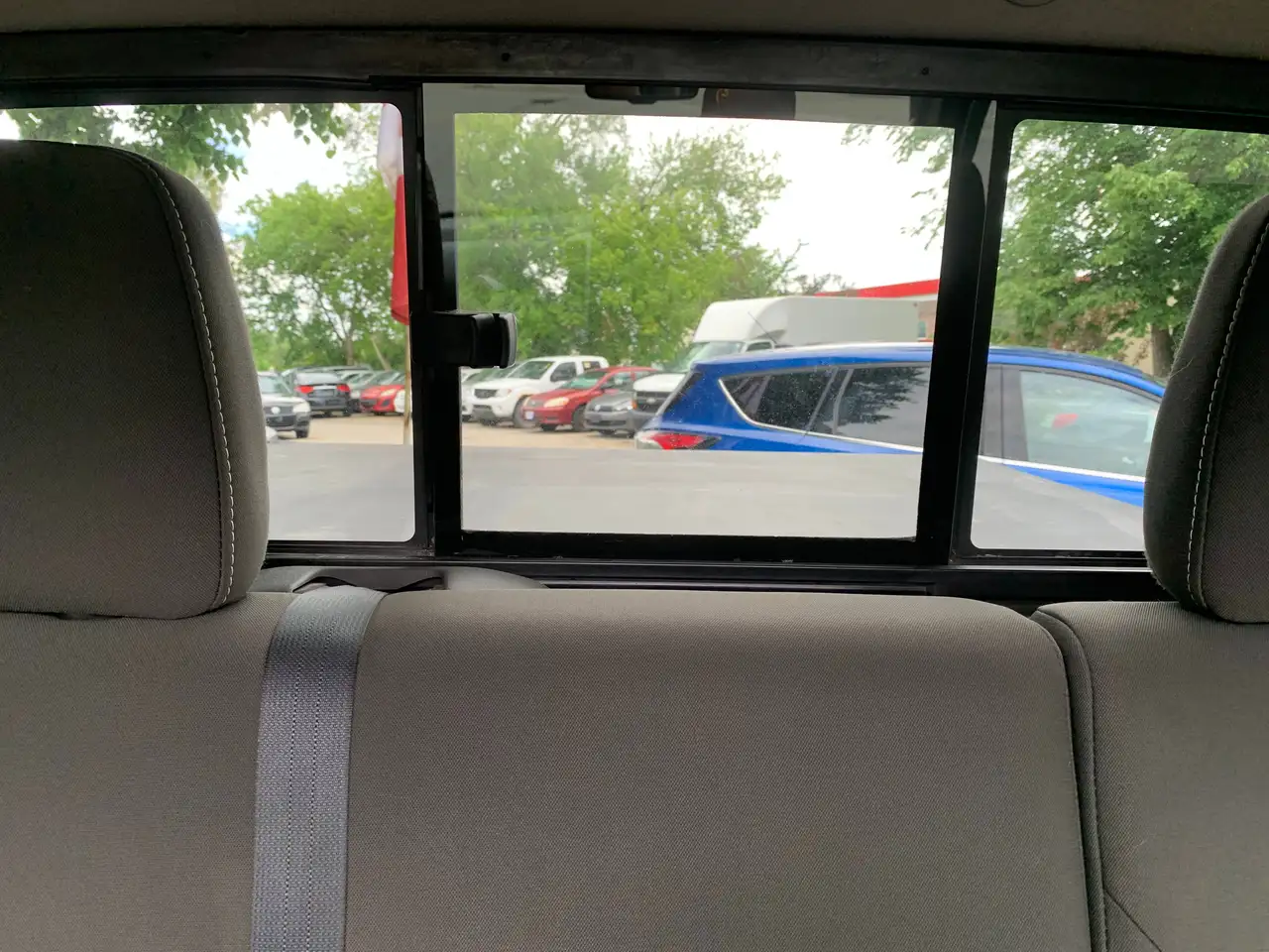 Nissan Frontier снимка Nissan Frontier
