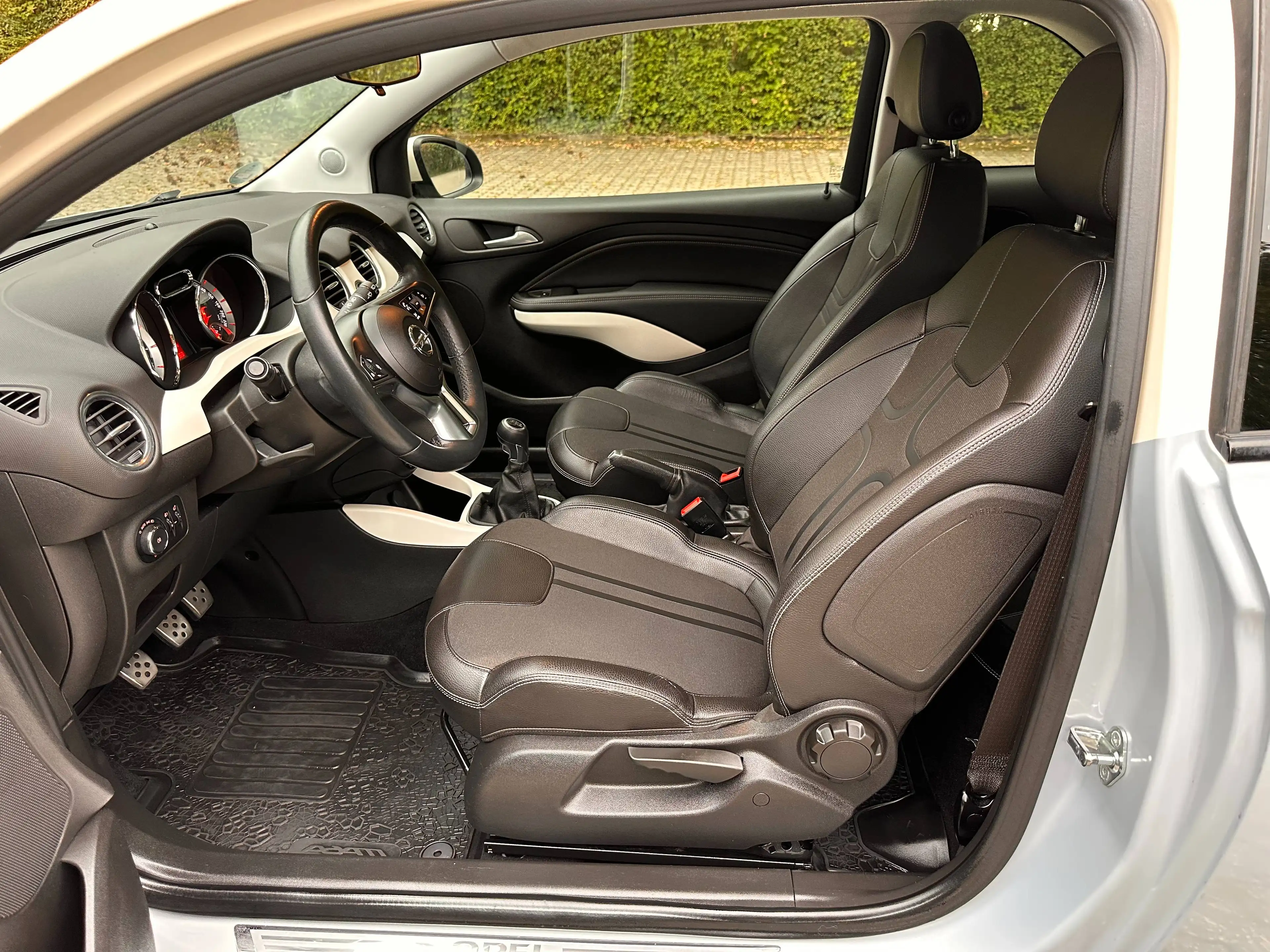 Opel Adam Slam — photo 11