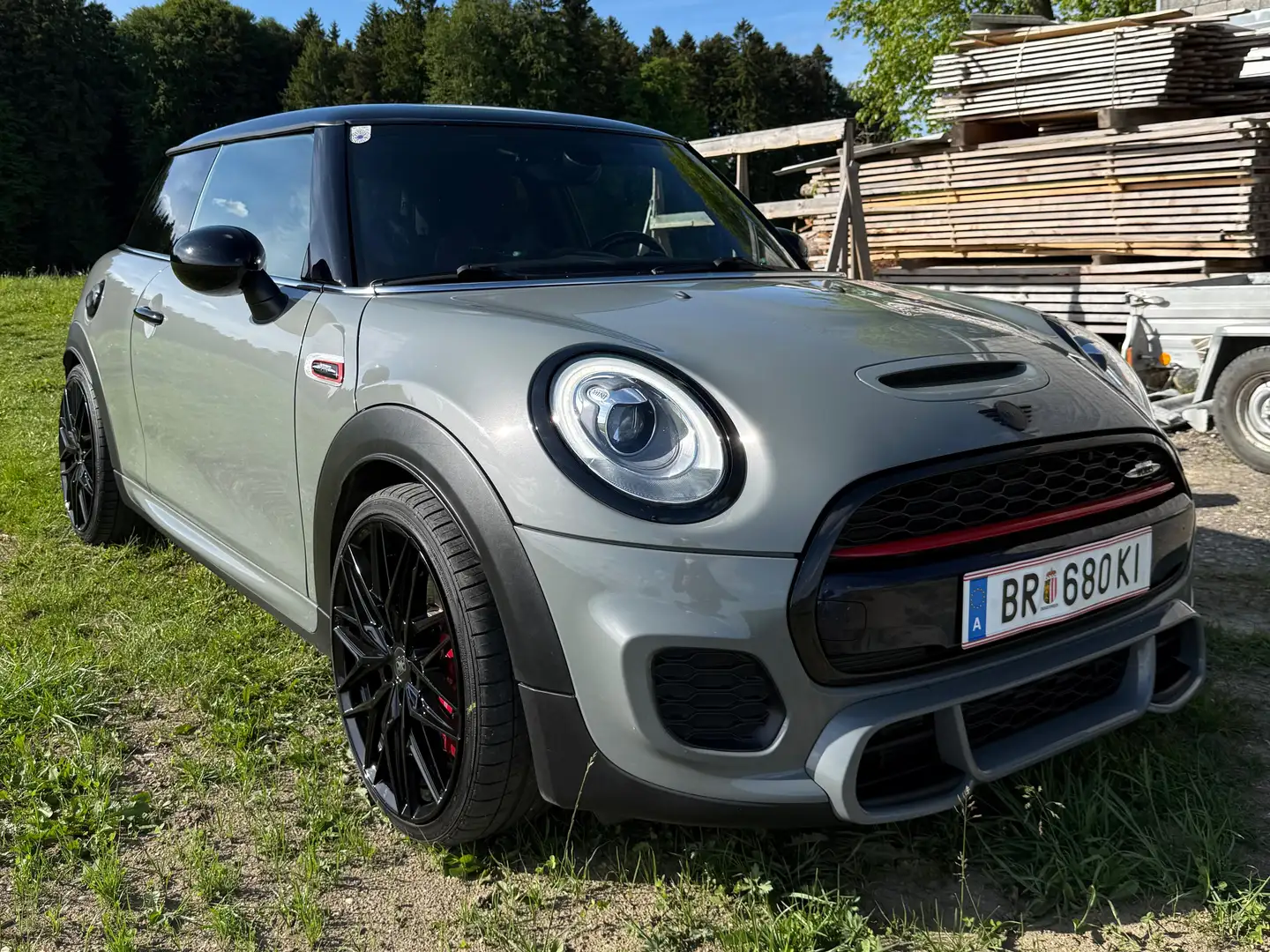 MINI John Cooper Works MINI Hatch John Cooper Works Aut. John Cooper Work Grau - 1