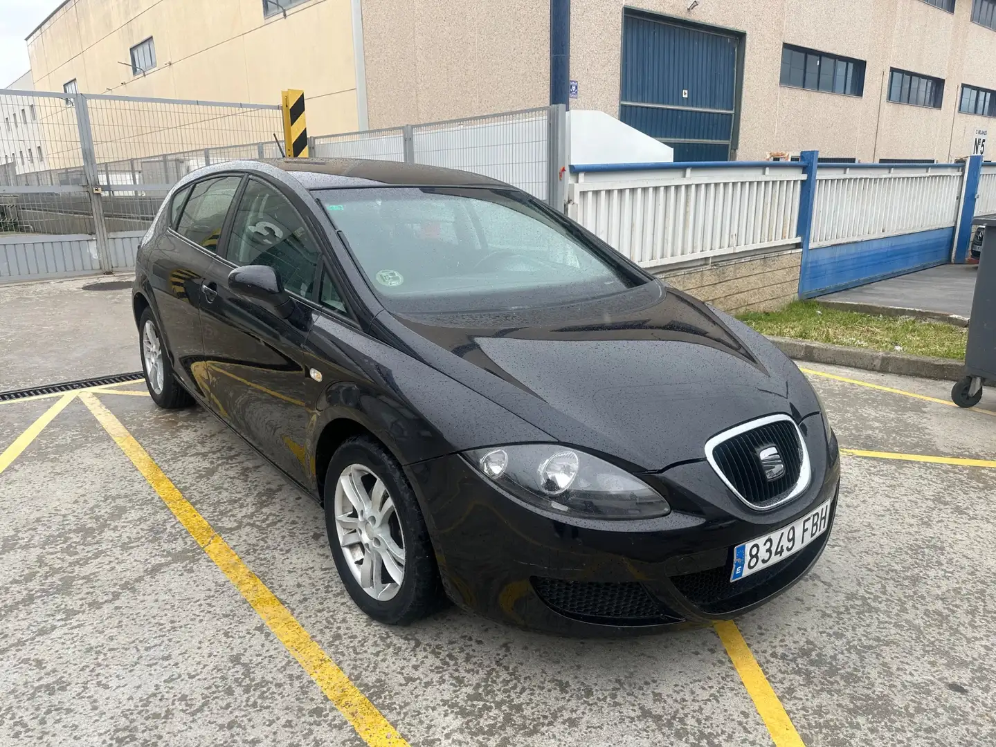 SEAT Leon 1.9TDI Sport Limited Schwarz - 2