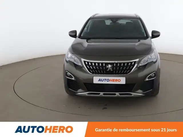 Peugeot 3008 view 9
