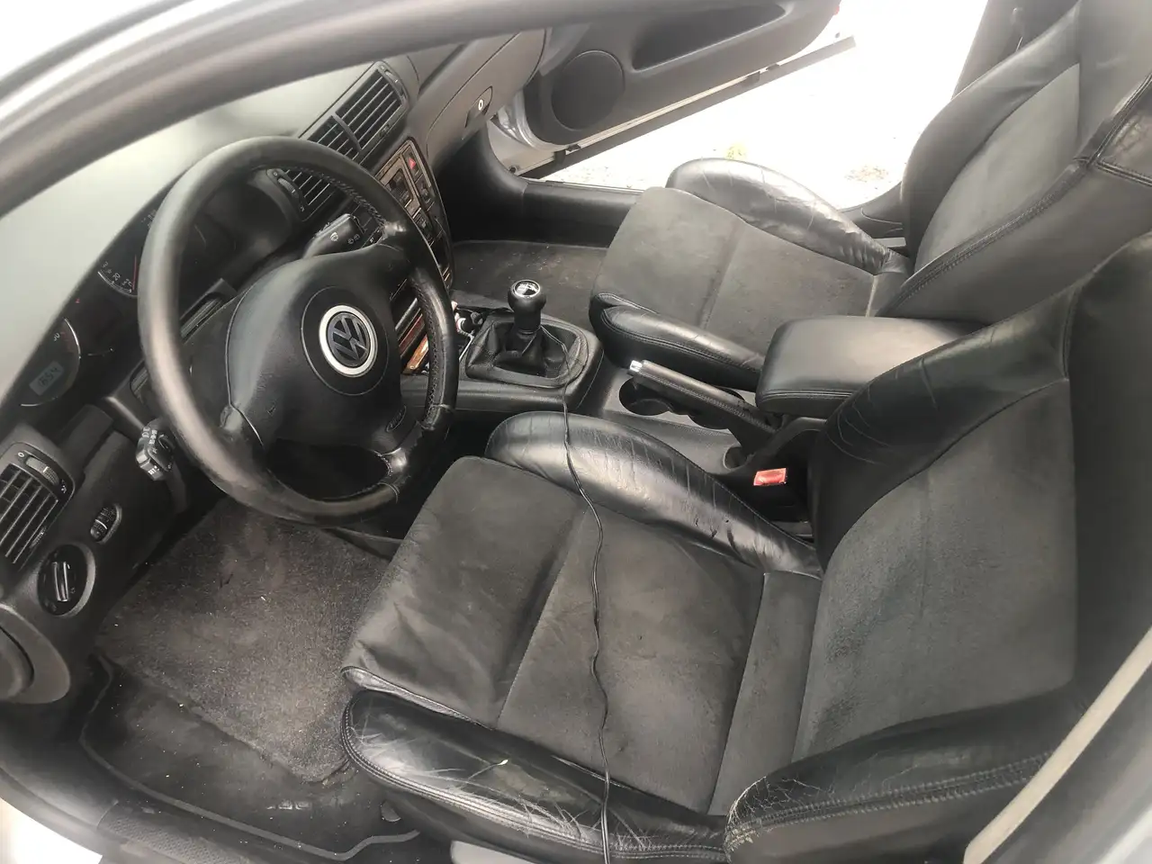 Volkswagen Passat Variant 1.9 TDI Highline, foto 2