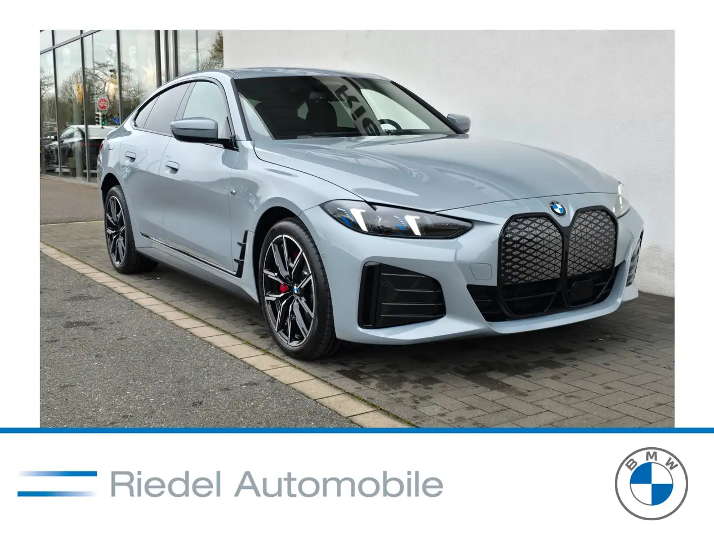 BMW i4 eDrive40 Navi Tempom.aktiv Bluetooth PDC MP3 Schn. Gris - 1