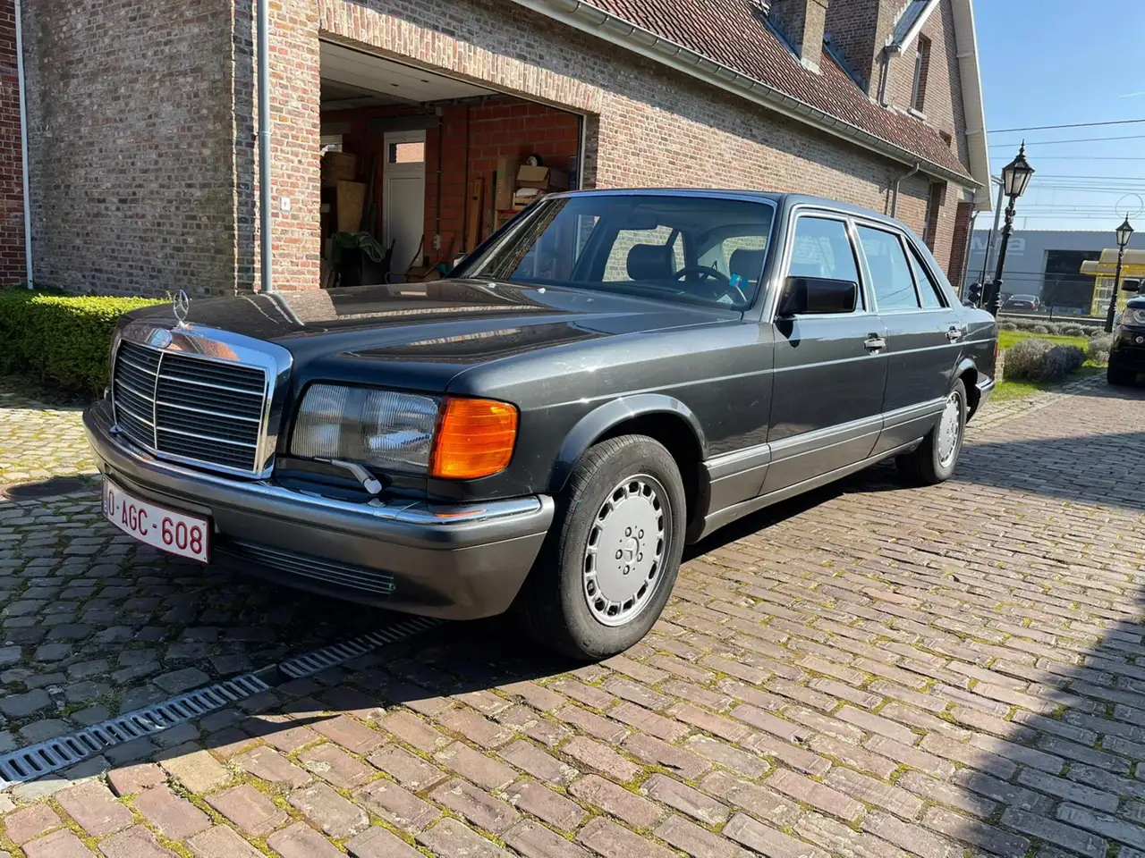 Mercedes-Benz S 560 SEL, foto 2
