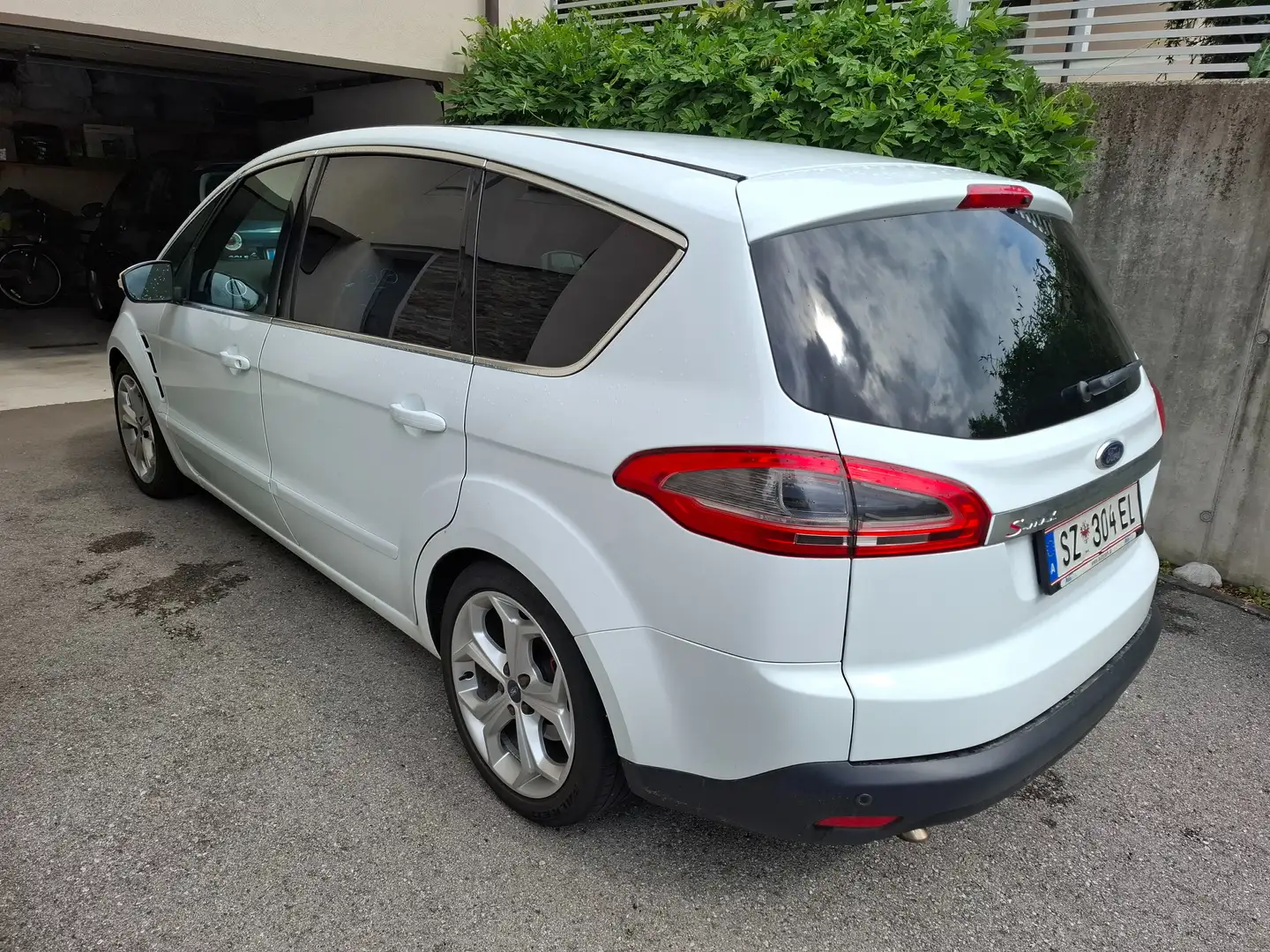 Ford S-Max S-MAX Titanium 2,0 TDCi DPF Aut. Titanium Weiß - 1