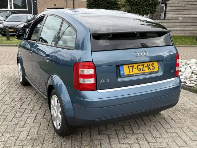Audi A2 view 11