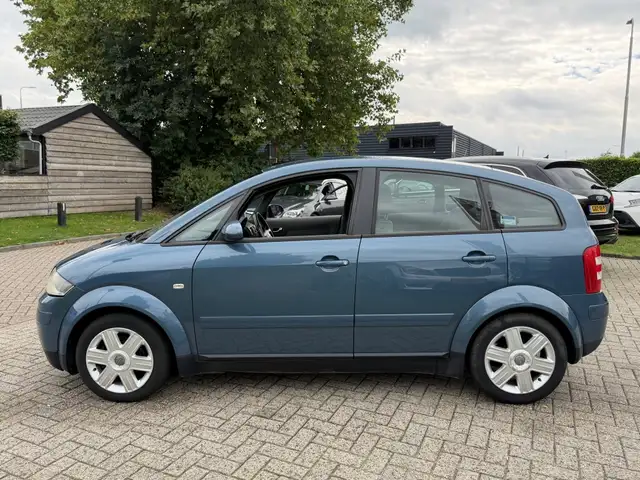 Audi A2 view 8