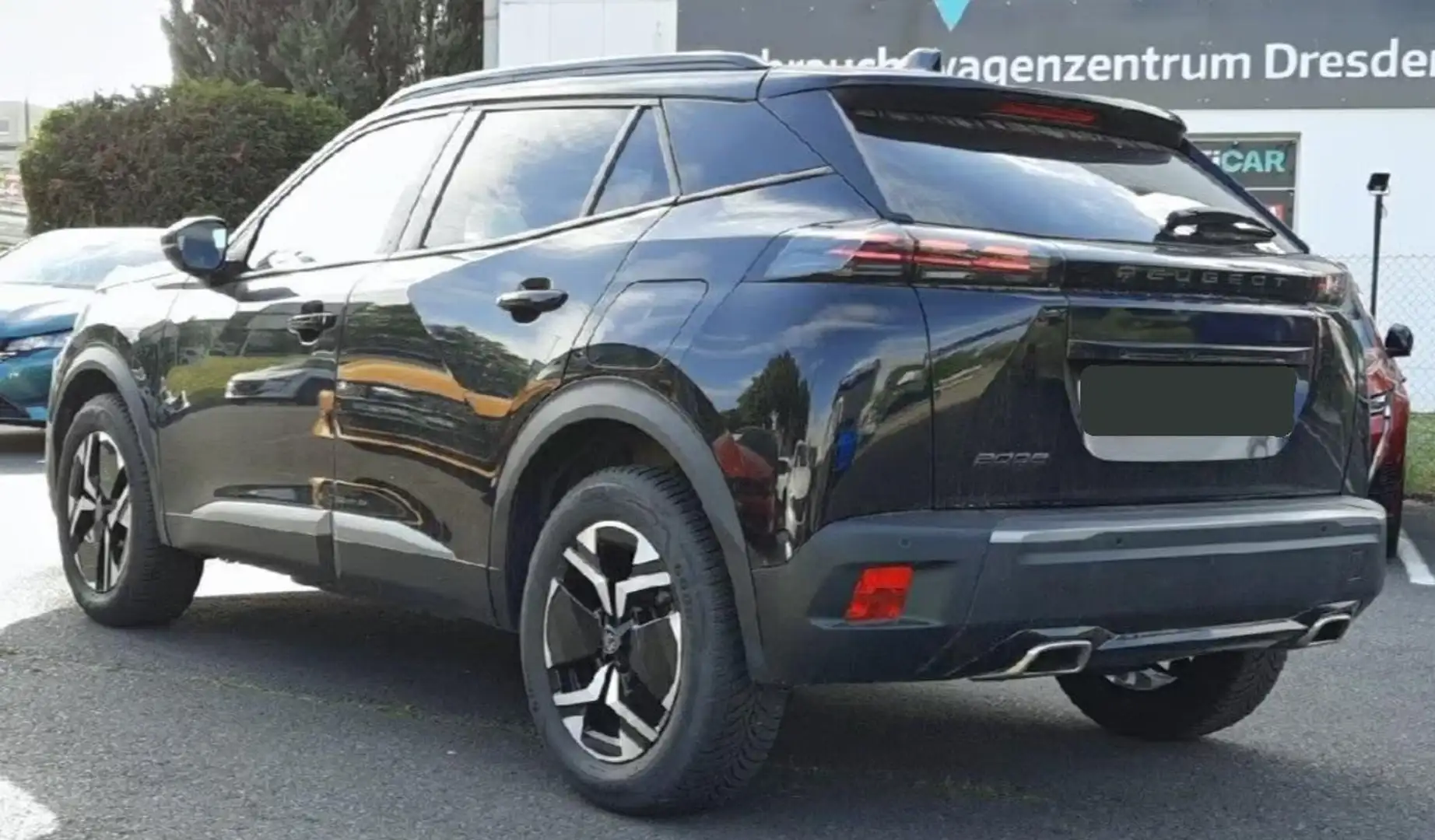 Peugeot 2008 1.2 PureTech ADAP CRUISE STOELVERW APPLE P-CAM Zwart - 2